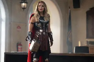 토르: 러브 앤 썬더 포스터 (Thor: Love and Thunder poster)