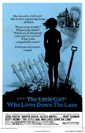 리틀 걸 포스터 (The Little Girl Who Lives Down The Lane poster)