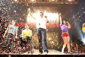 글리: 더 3D 콘서트 무비 포스터 (Glee : The 3D Concert Movie poster)