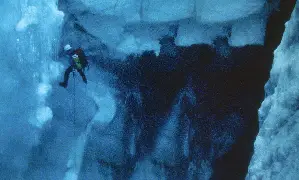 터칭 더 보이드 포스터 (Touching The Void poster)