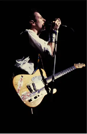 클래쉬의 전설: 조 스트러머 포스터 (Joe Strummer: The Future Is Unwritten poster)