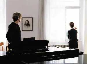 피아니스트 포스터 (The Piano Teacher poster)
