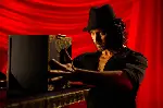 청원 포스터 (Guzaarish poster)
