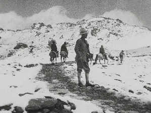 에픽 오브 에베레스트 포스터 (The Epic of Everest  poster)