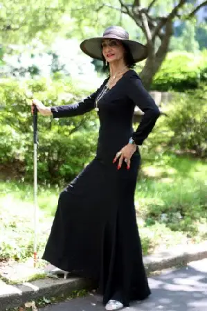 은발의 패셔니스타 포스터 (Advanced Style poster)