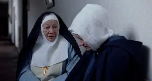 베일을 쓴 소녀 포스터 (The Nun poster)