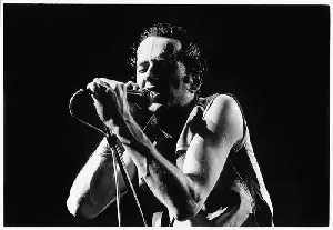 클래쉬의 전설: 조 스트러머 포스터 (Joe Strummer: The Future Is Unwritten poster)
